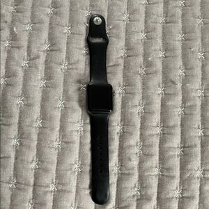 Apple Watch Series 3 38mm Aluminum